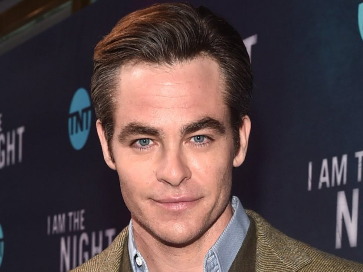 Chris Pine Net Worth 2021: Car, Salary, Earnings, Assets