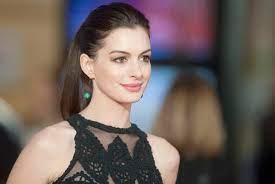 Anne Hathaway Net Worth 2021: Bio, Career, Income, Assets, Wiki