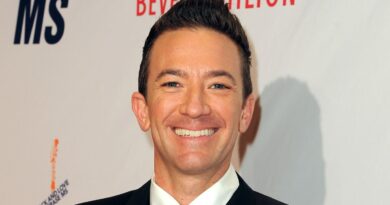 David Faustino Net Worth – Biography, Career, Spouse And More
