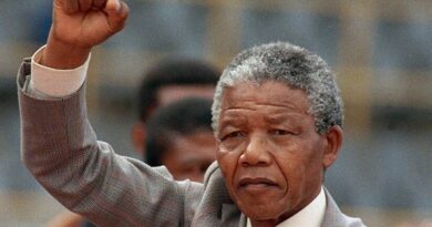 Nelson Mandela Net Worth – Biography, Career, Spouse And More
