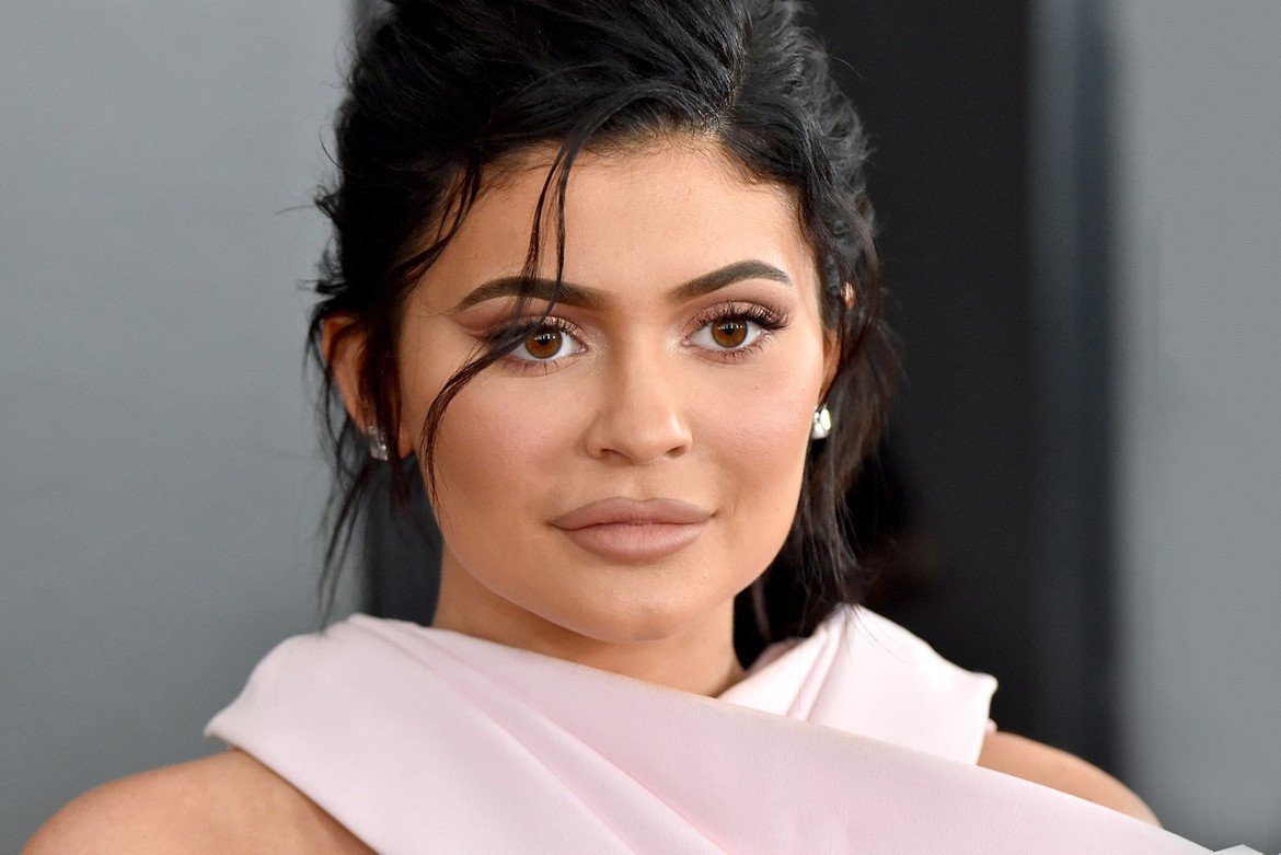 Kylie Jenner Net Worth 2021, Bio, Career, Family
