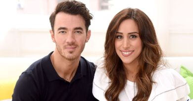 Danielle Jonas Deleasa Net Worth 2021