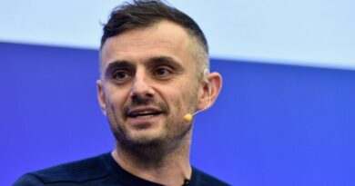 Gary Vaynerchuk Career Detail and Net Worth 2021