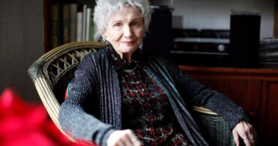 Alice Munro, Nobel Prize winning author and master of the short story, dies at 92